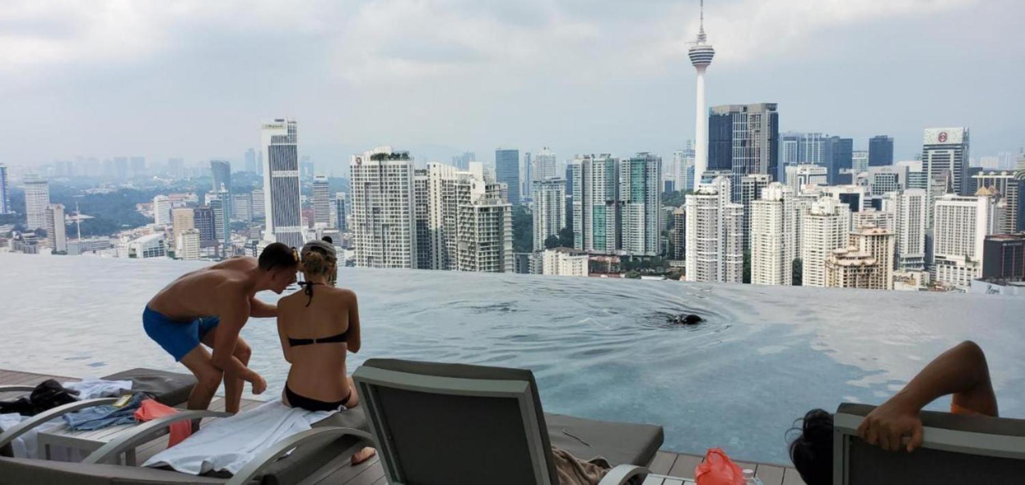 Lotus Infinity Pool At Lucentia Kuala Lumpur Exterior foto