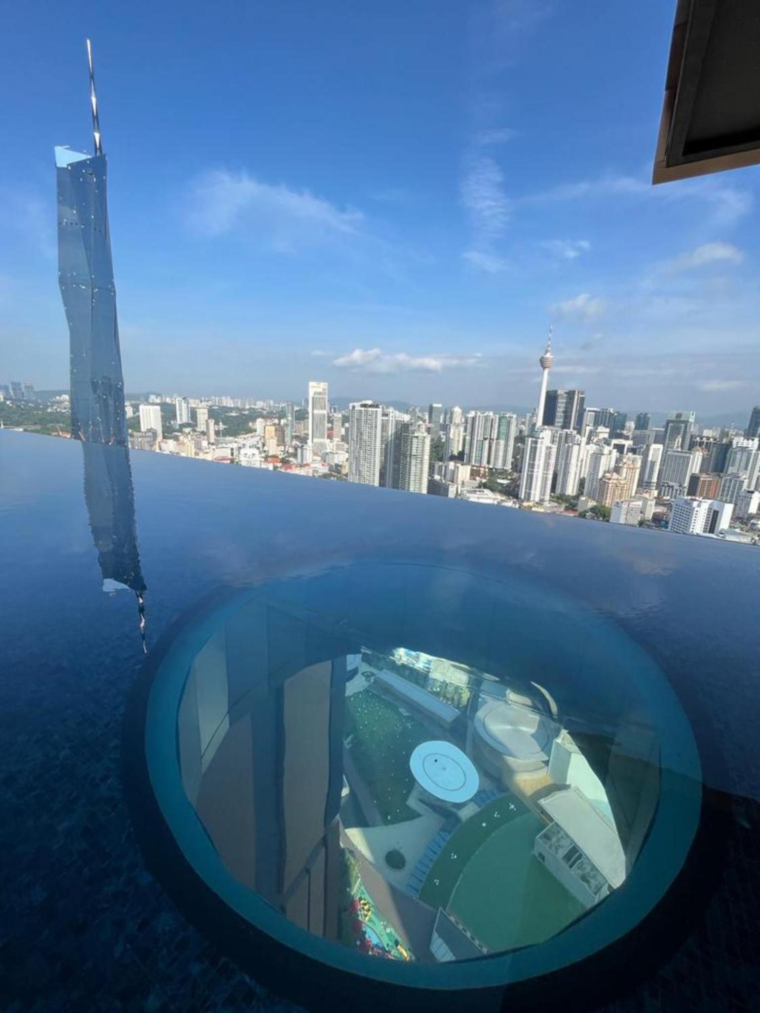 Lotus Infinity Pool At Lucentia Kuala Lumpur Exterior foto